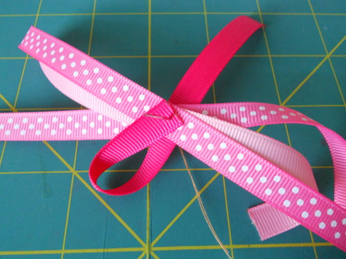 Make A Two Layer Loop Bow